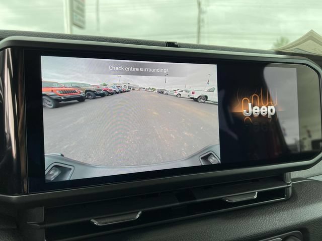 New 2025 Jeep Gladiator Sport AWD/4WD image 20