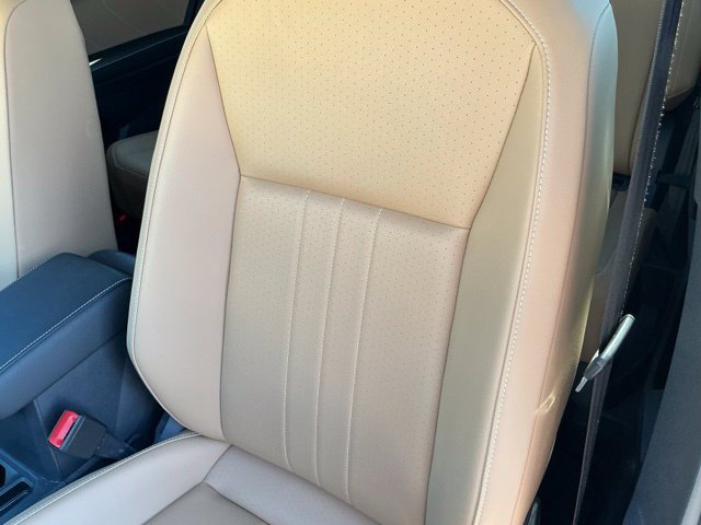 Certified 2023 Volkswagen Tiguan SE R-Line AWD/4WD image 15