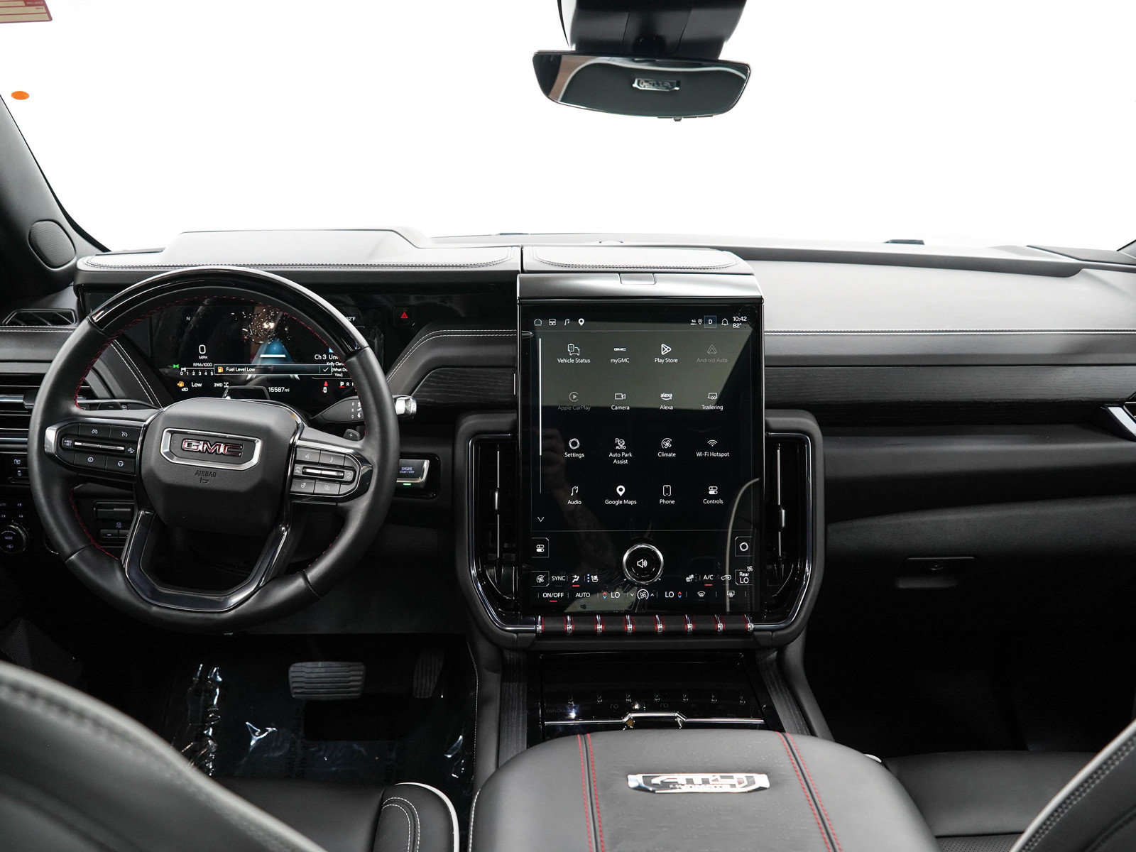 Used 2025 GMC Yukon AT4 Ultimate AWD/4WD image 19