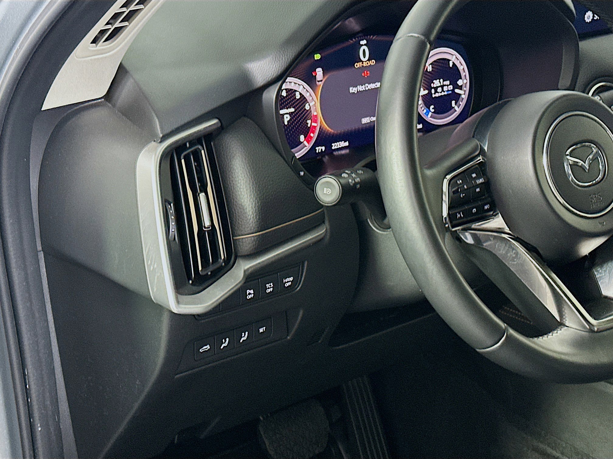 Used 2025 MAZDA CX-90 3.3 Turbo w/ Premium Sport Pkg image 17
