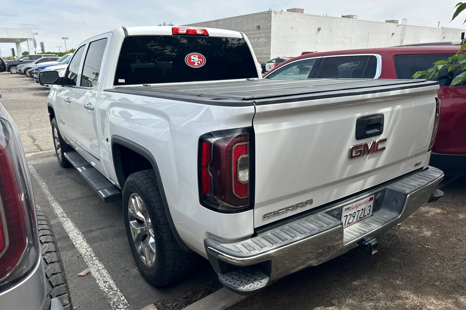 Used 2017 GMC Sierra 1500 SLT w/ SLT Premium Package image 5