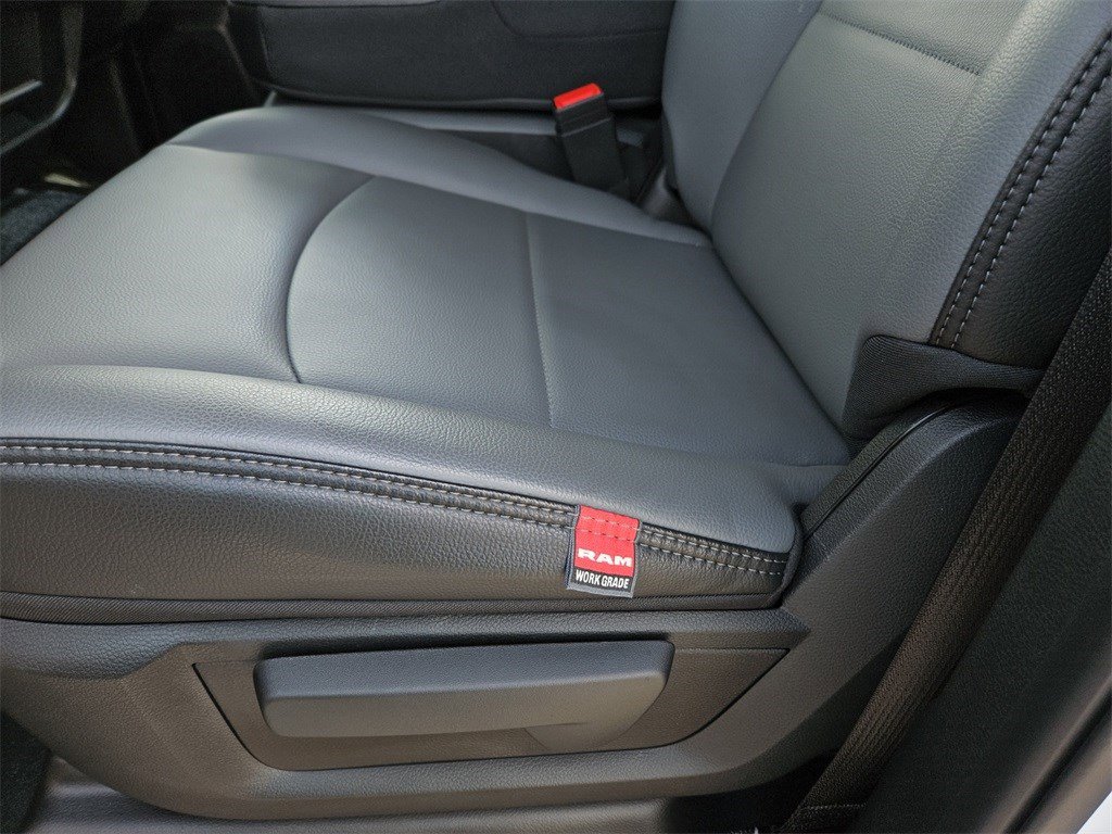 New 2026 RAM 5500 Tradesman w/ Chrome Appearance Group image 22