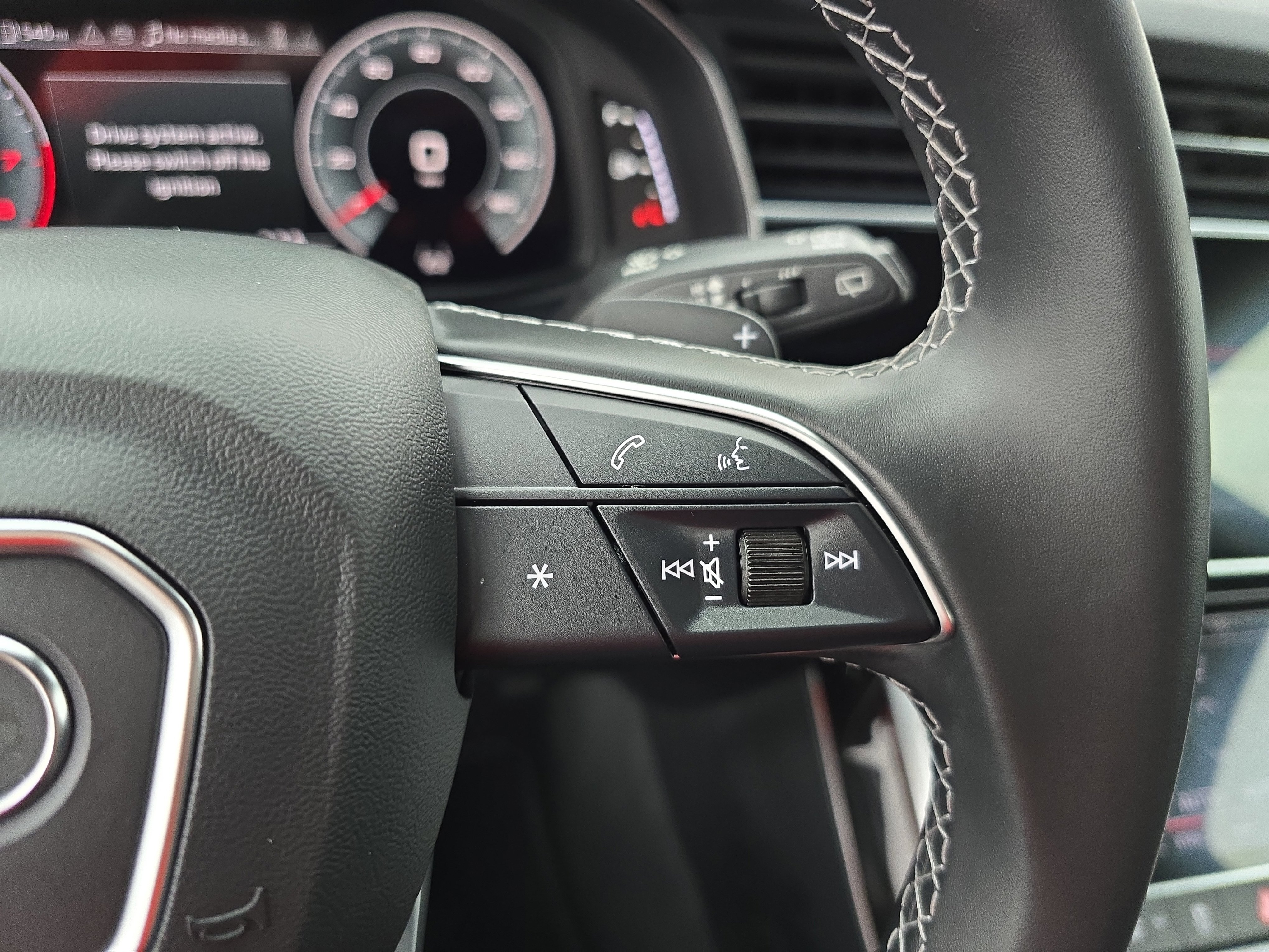 Used 2025 Audi Q7 2.0T Premium w/ Convenience Plus Package image 20