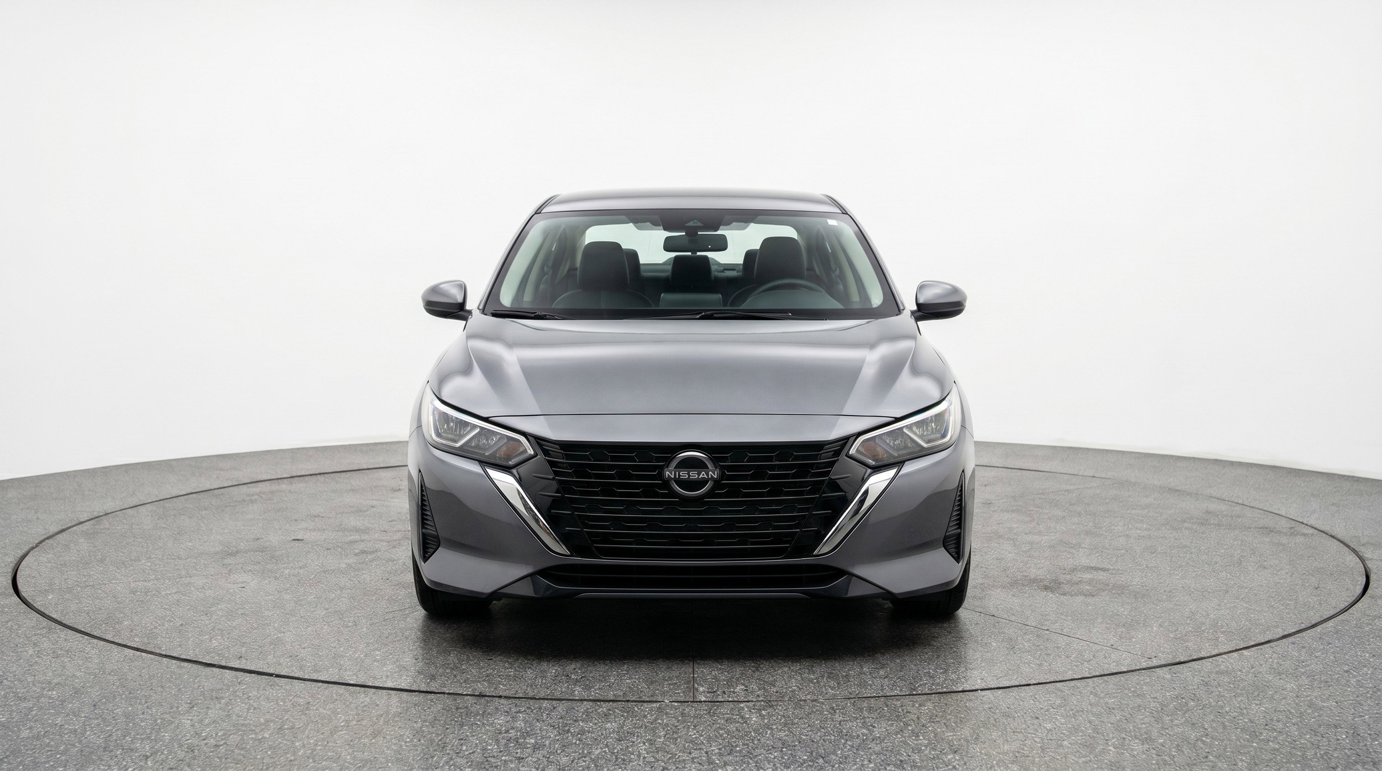 Used 2025 Nissan Sentra SV FWD image 2