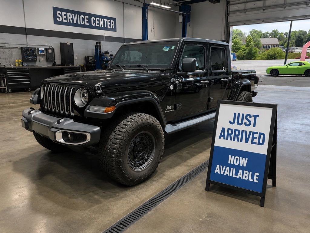 Used 2020 Jeep Gladiator Overland AWD/4WD image 1