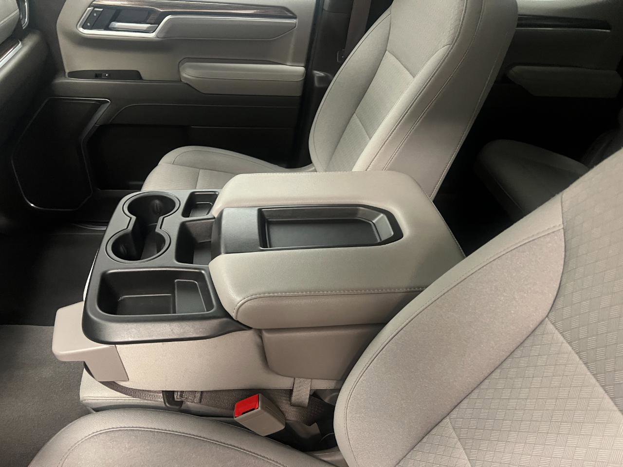 Used 2025 Chevrolet Silverado 1500 LT image 33