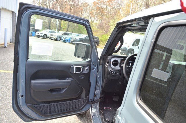 New 2025 Jeep Wrangler Sport S image 12