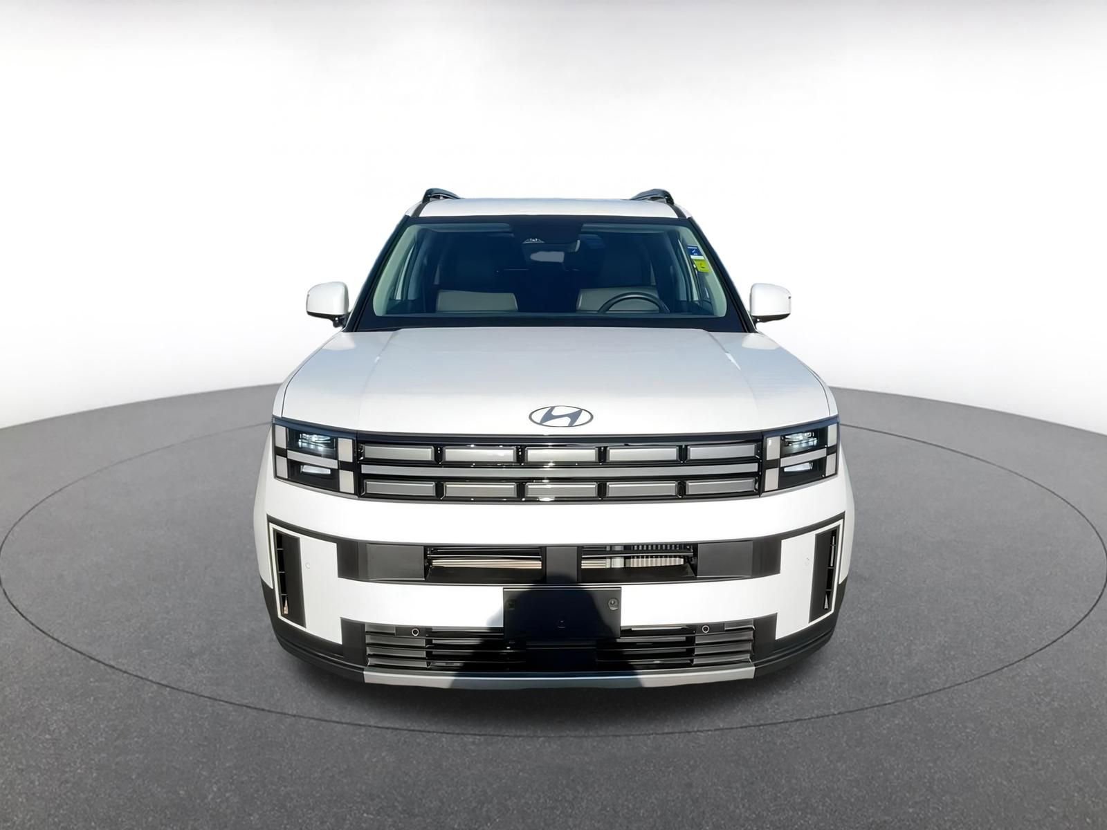 Used 2025 Hyundai Santa Fe SEL image 4