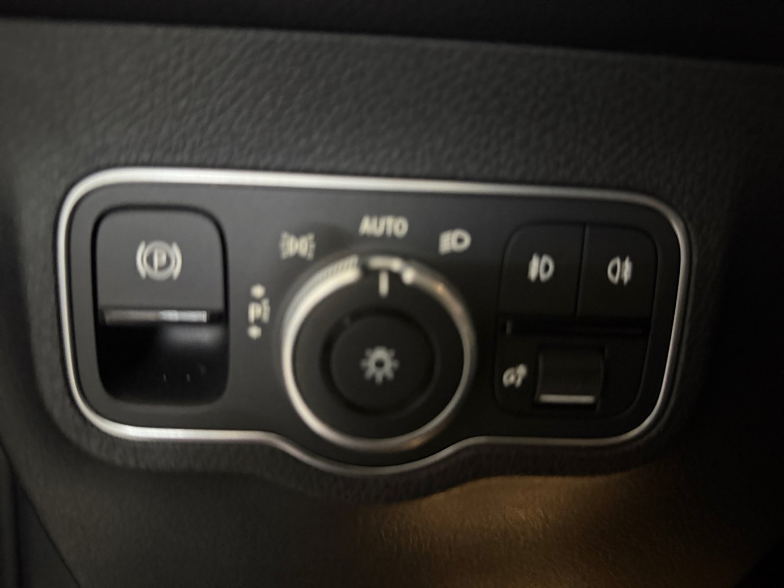 Used 2026 Mercedes-Benz GLB 250 image 24