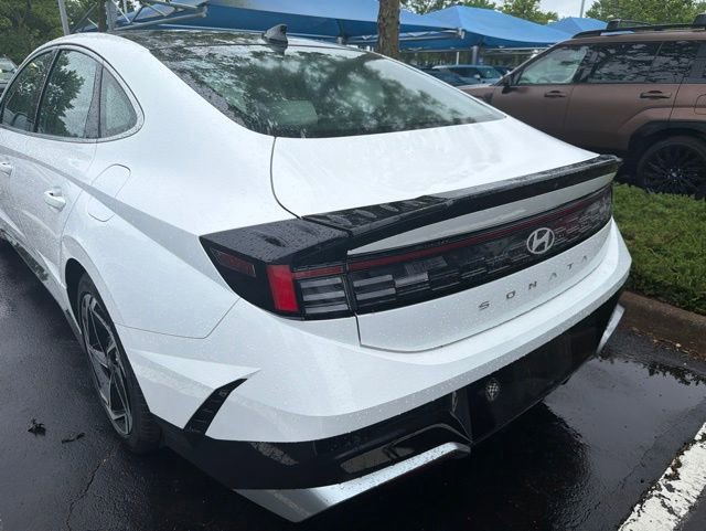 Used 2025 Hyundai Sonata SEL FWD image 9