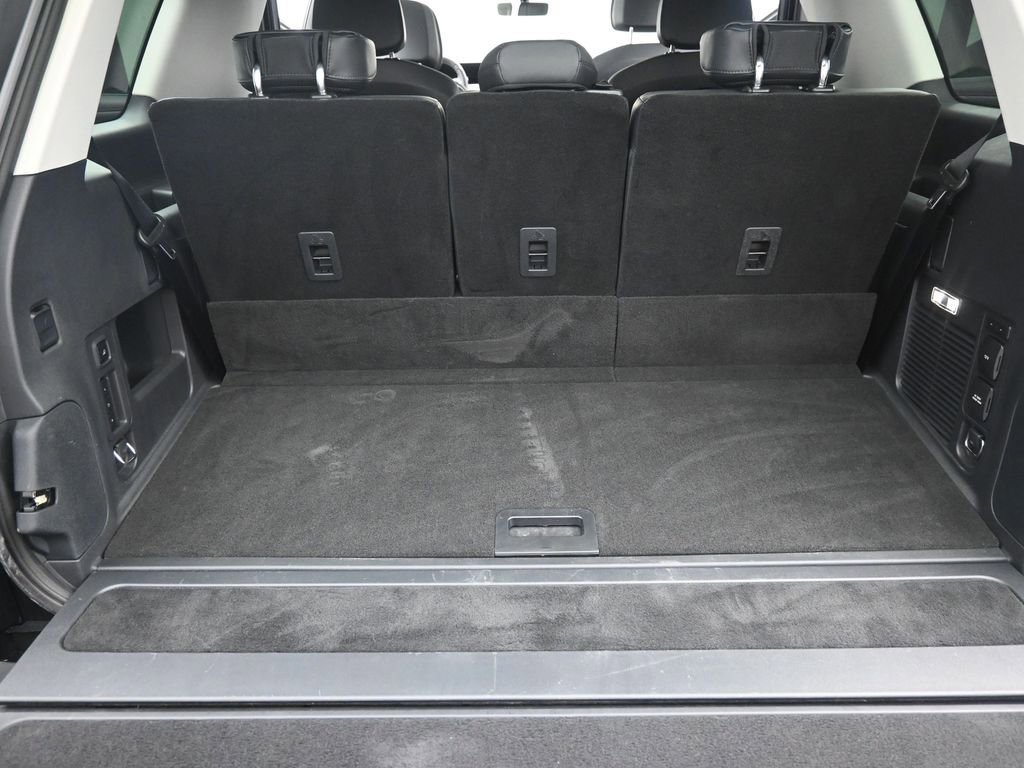 Used 2025 Lincoln Navigator Reserve image 38