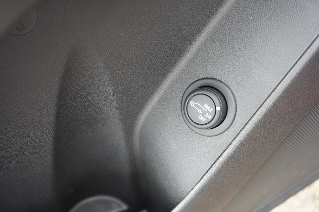 Certified 2023 Chevrolet Equinox LT image 24