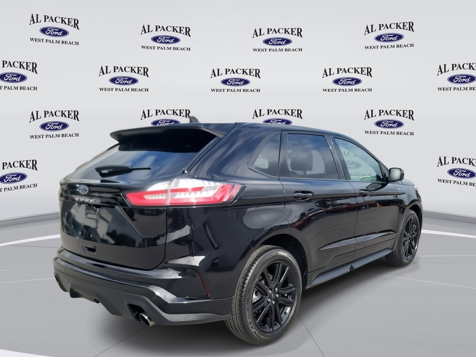 Used 2021 Ford Edge ST-Line image 5