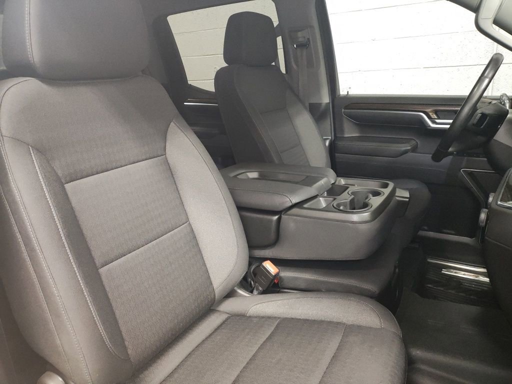 Used 2022 Chevrolet Silverado 1500 LT image 9