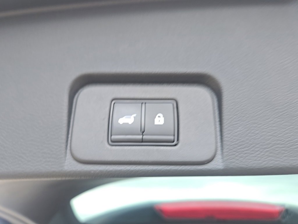 Certified 2023 Nissan Rogue SV w/ SV Premium B Package image 38