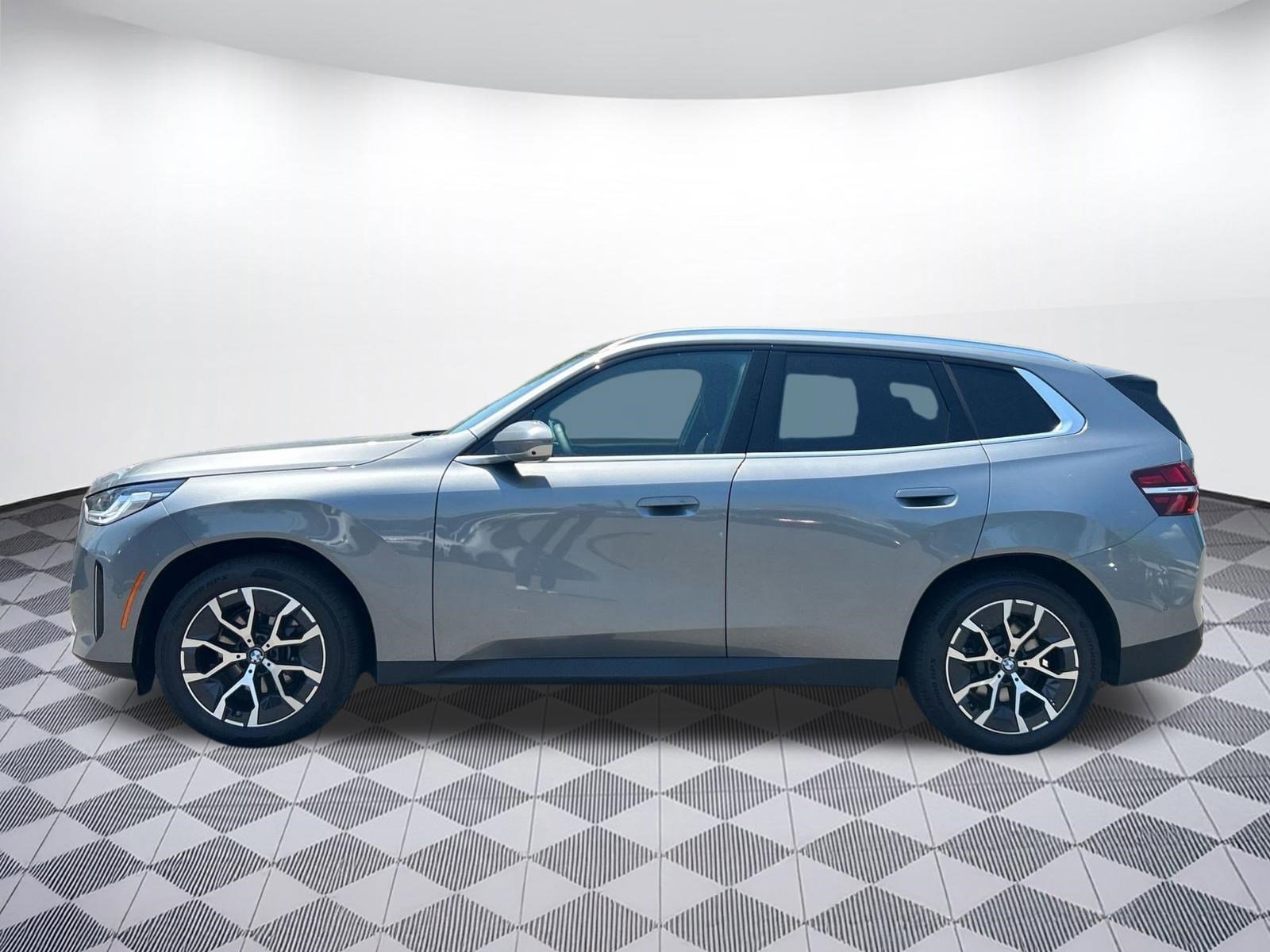 Certified 2026 BMW X3 xDrive30 AWD/4WD image 2