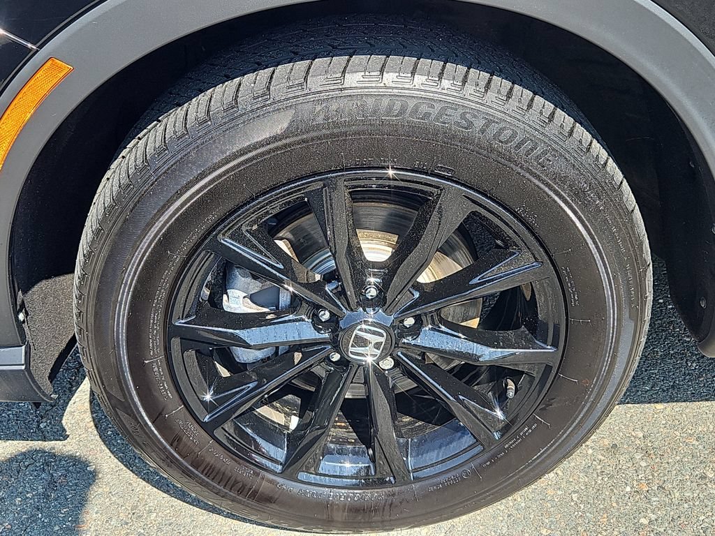 Certified 2025 Honda CR-V Sport image 7