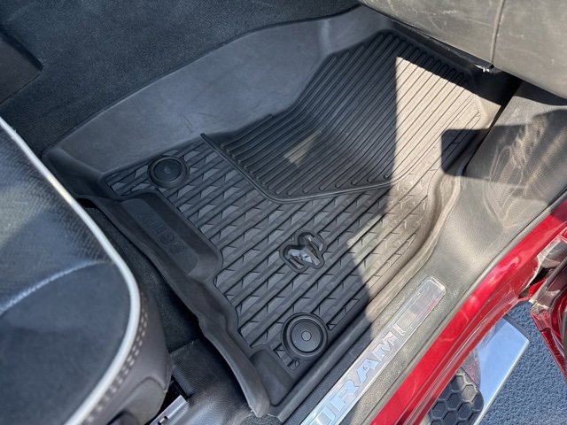 Used 2020 RAM 1500 Laramie image 35