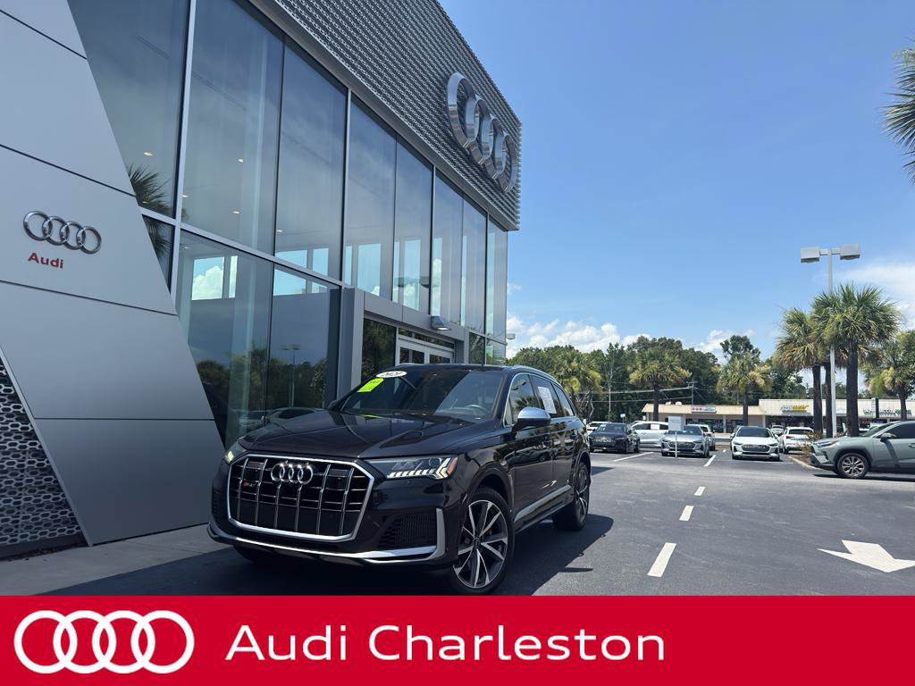 Used 2021 Audi SQ7 Premium Plus w/ Driver Assistance Package