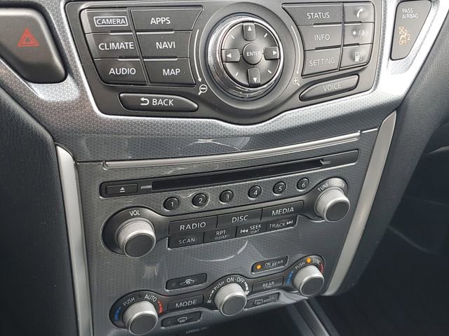 Used 2020 Nissan Pathfinder SL AWD/4WD image 30