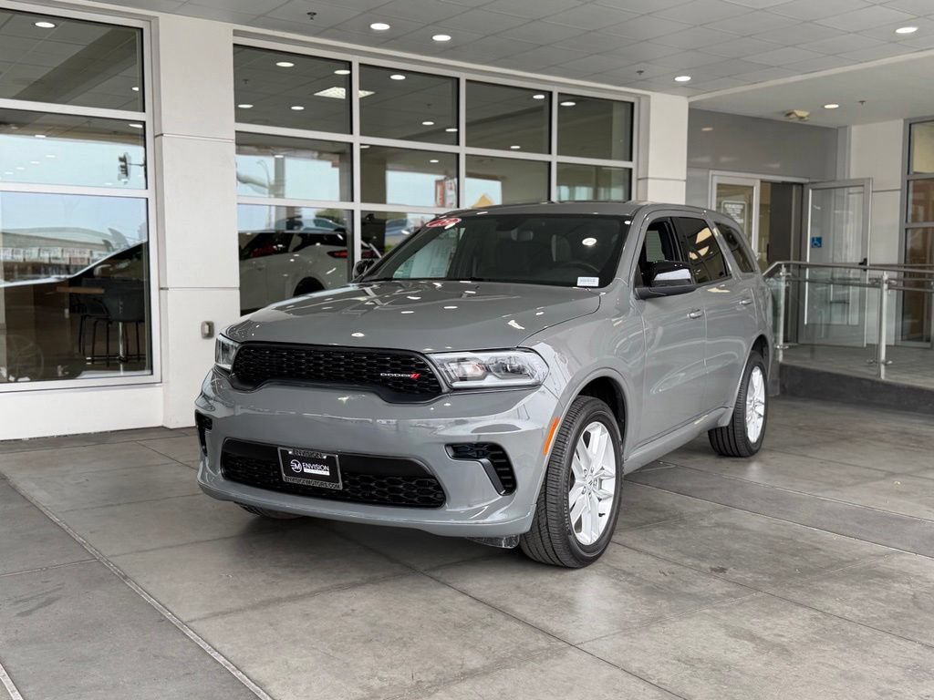 Used 2025 Dodge Durango GT AWD/4WD image 2