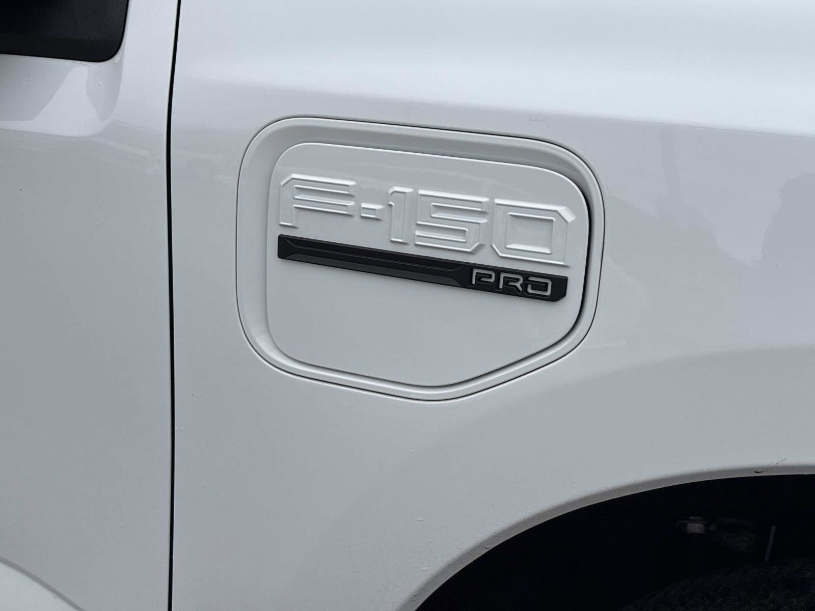 Used 2022 Ford F150 Lightning Pro image 11