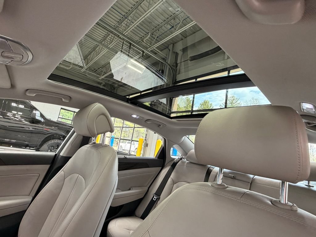 Used 2017 Hyundai Sonata Limited w/ Ultimate Package 02 FWD image 22