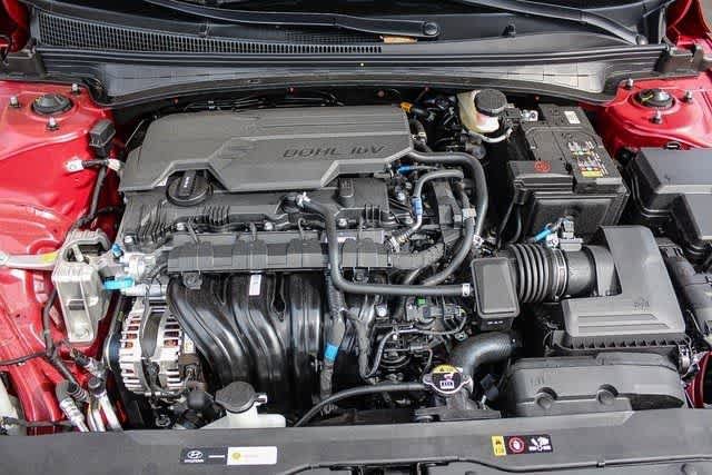 Certified 2025 Hyundai Elantra Sport FWD image 16