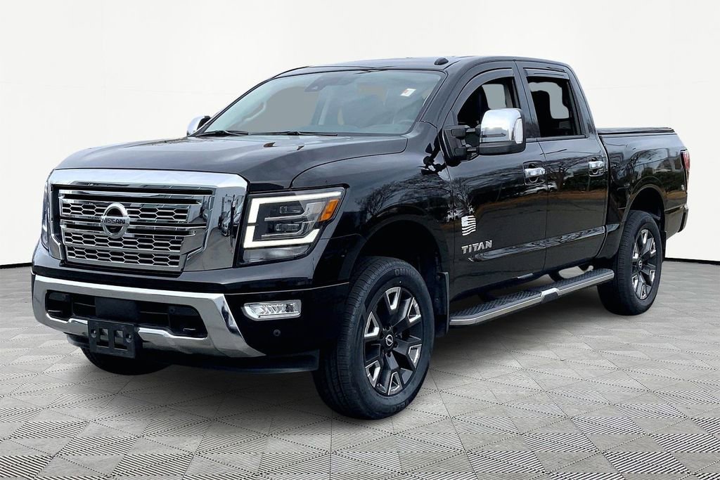 Used 2021 Nissan Titan SL w/ Moonroof Package image 3