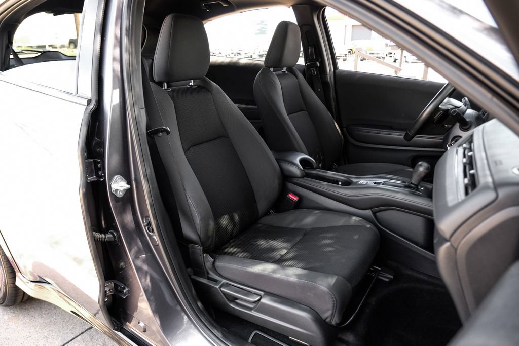 Used 2022 Honda HR-V Sport image 42