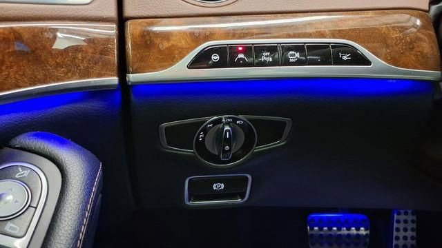 Used 2017 Mercedes-Benz S 550 Sedan image 31