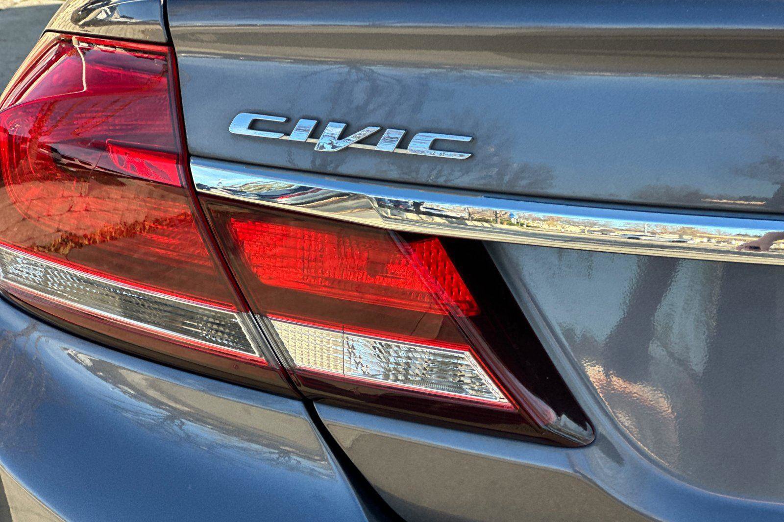 Used 2015 Honda Civic LX image 25