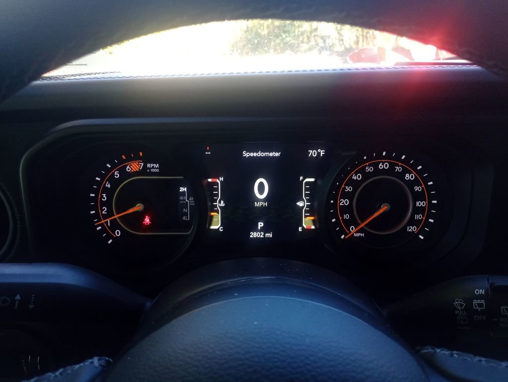 Used 2025 Jeep Wrangler Unlimited Rubicon image 15