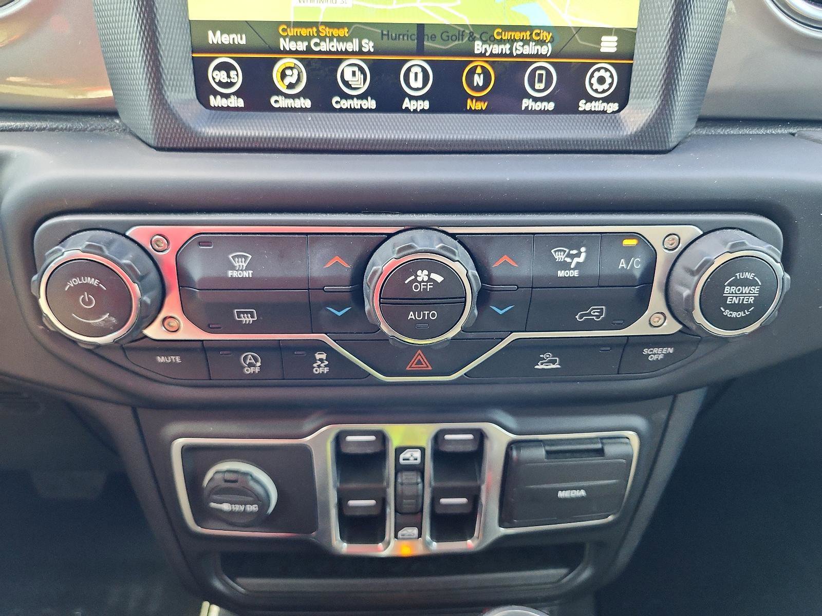 Used 2021 Jeep Gladiator Overland image 19