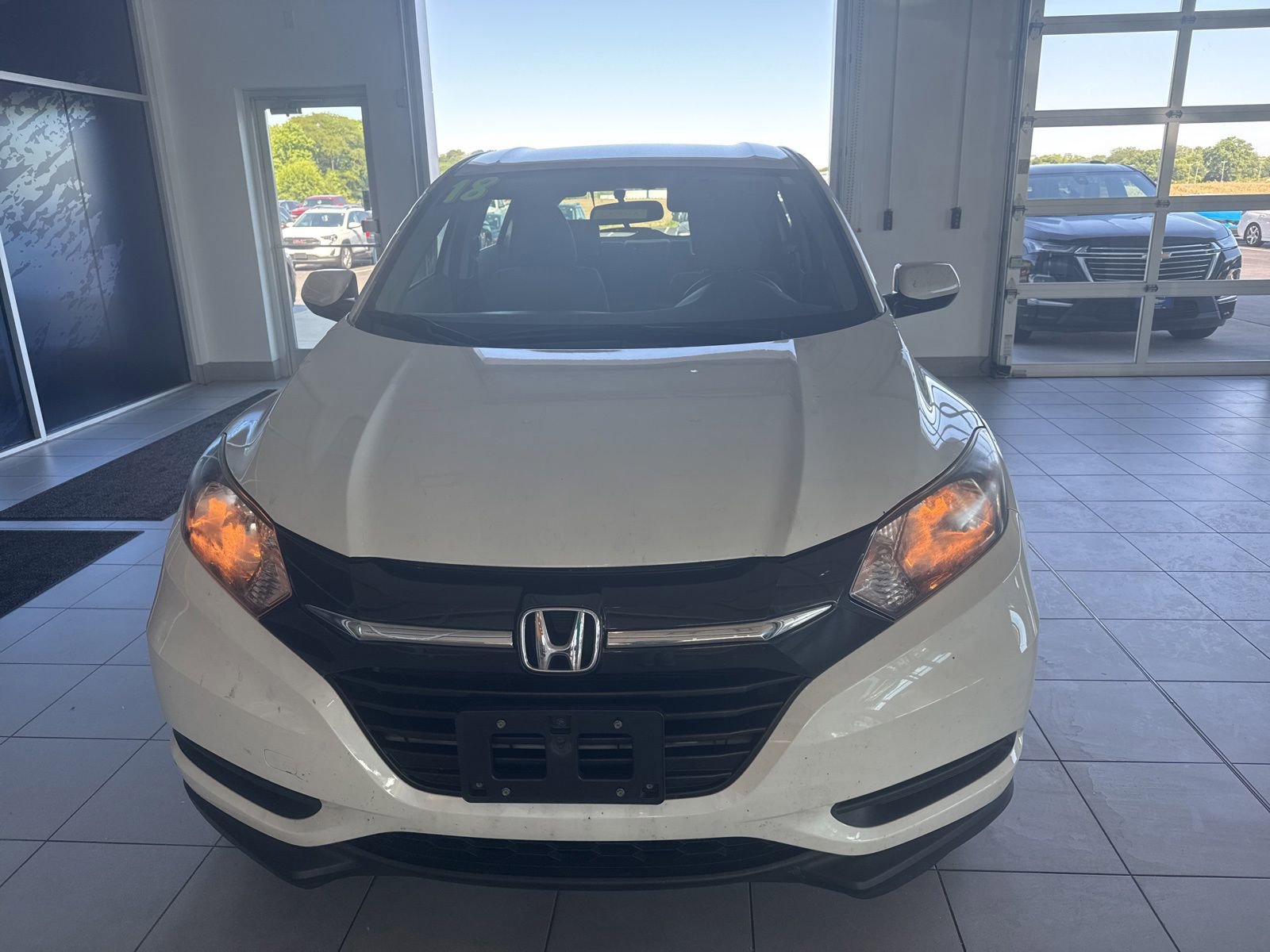 Used 2018 Honda HR-V LX image 2