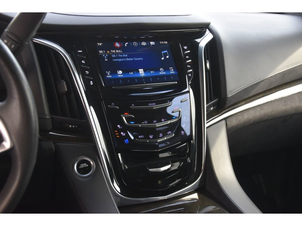 Used 2019 Cadillac Escalade ESV Platinum RWD image 22