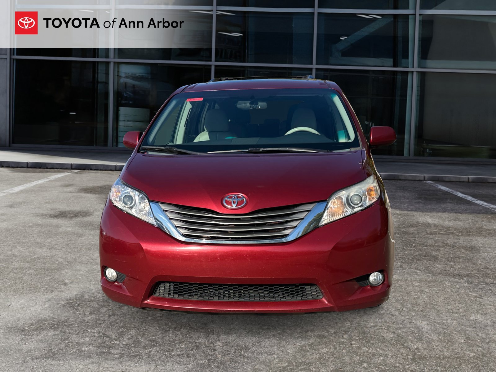 Used 2012 Toyota Sienna XLE FWD image 14