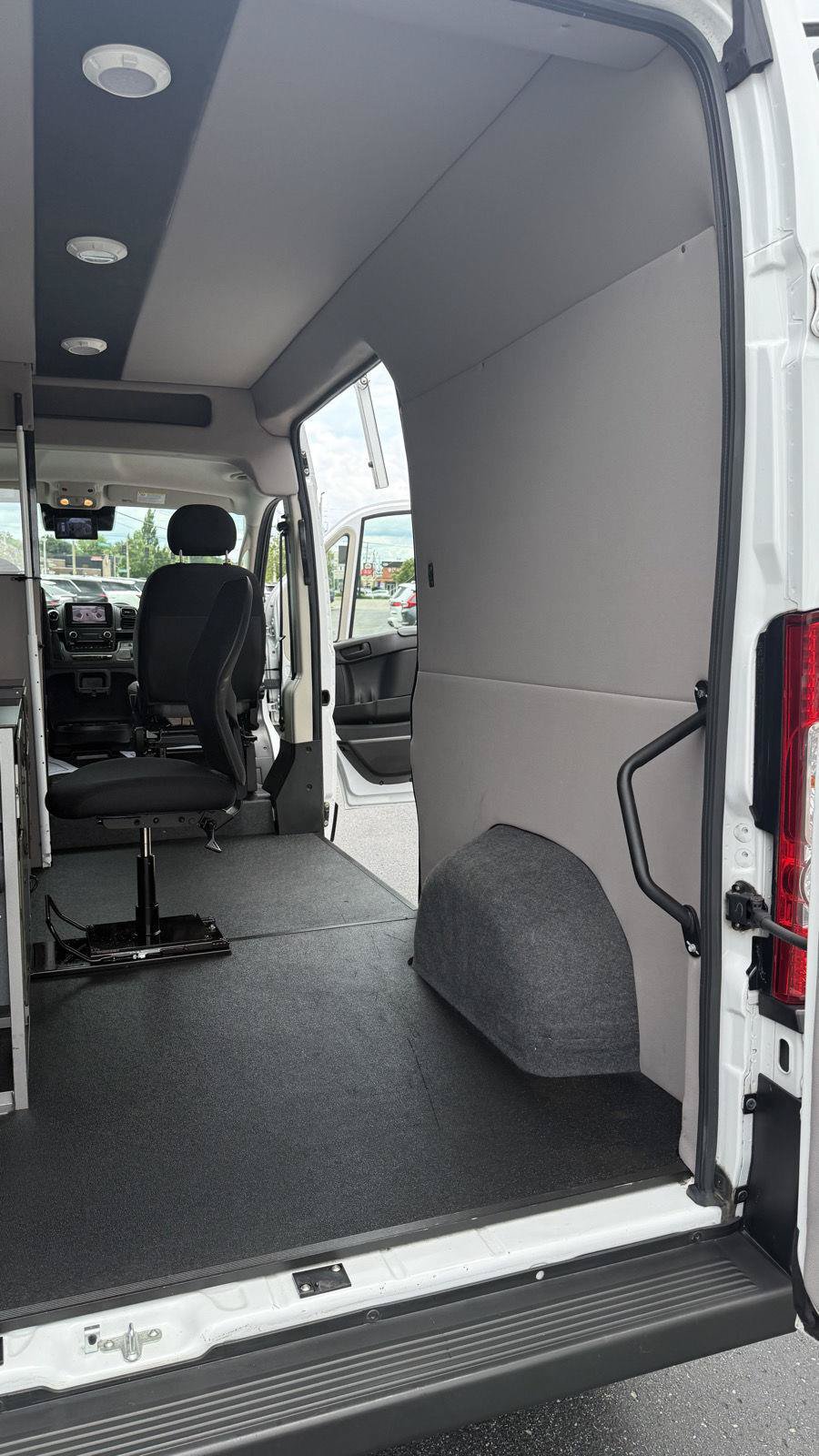 Used 2022 RAM ProMaster 1500 FWD image 31
