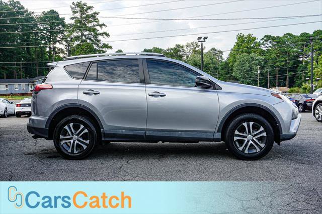 Used 2016 Toyota RAV4 LE FWD image 15