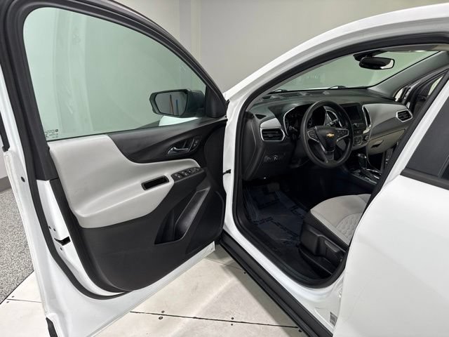 Used 2020 Chevrolet Equinox LS AWD/4WD image 7