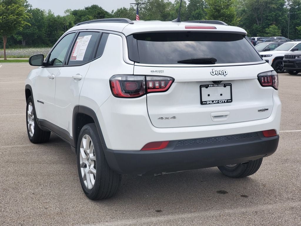 Used 2023 Jeep Compass Latitude AWD/4WD image 3