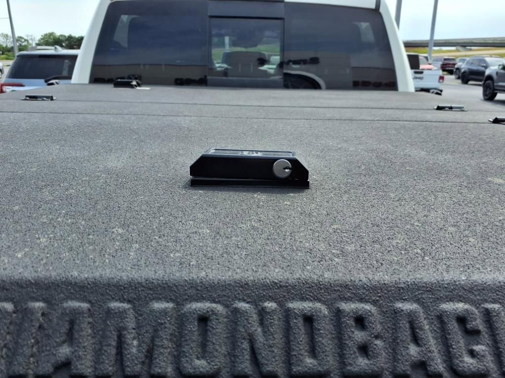 Used 2023 RAM 2500 Limited image 3