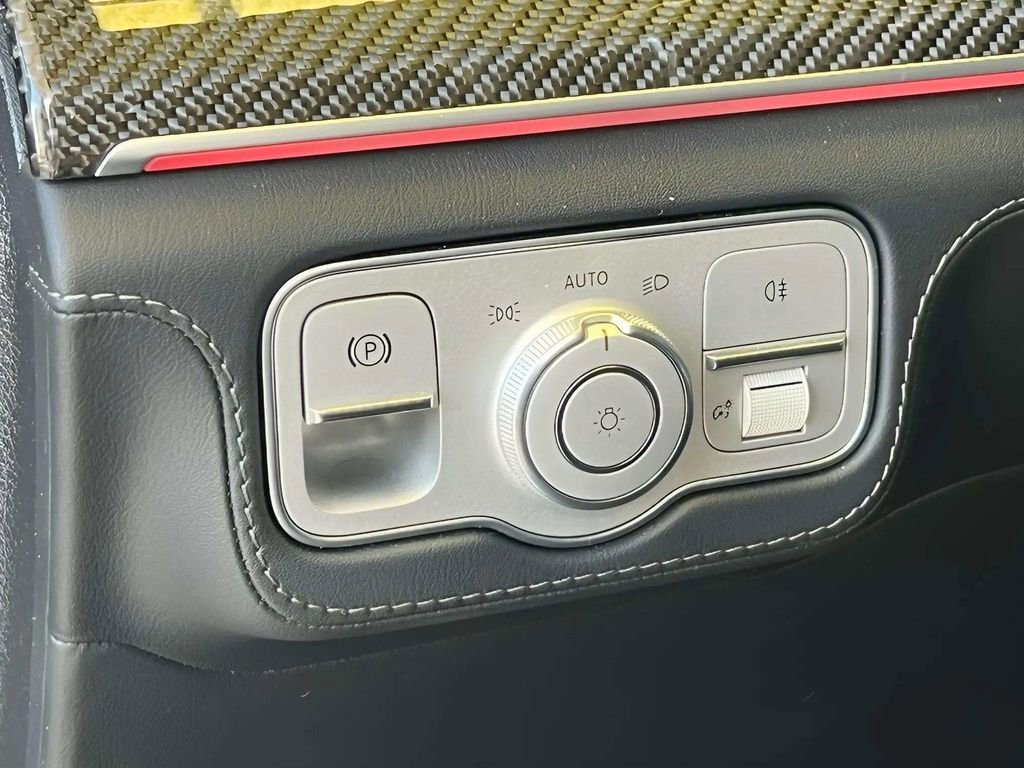 Used 2024 Mercedes-Benz GLS 63 AMG 4MATIC image 22