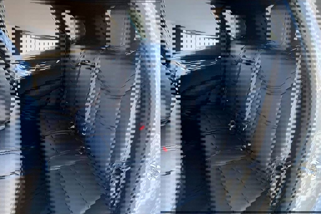 New 2026 Cadillac XT5 Sportv w/ LPO, Floor Liner Package image 10