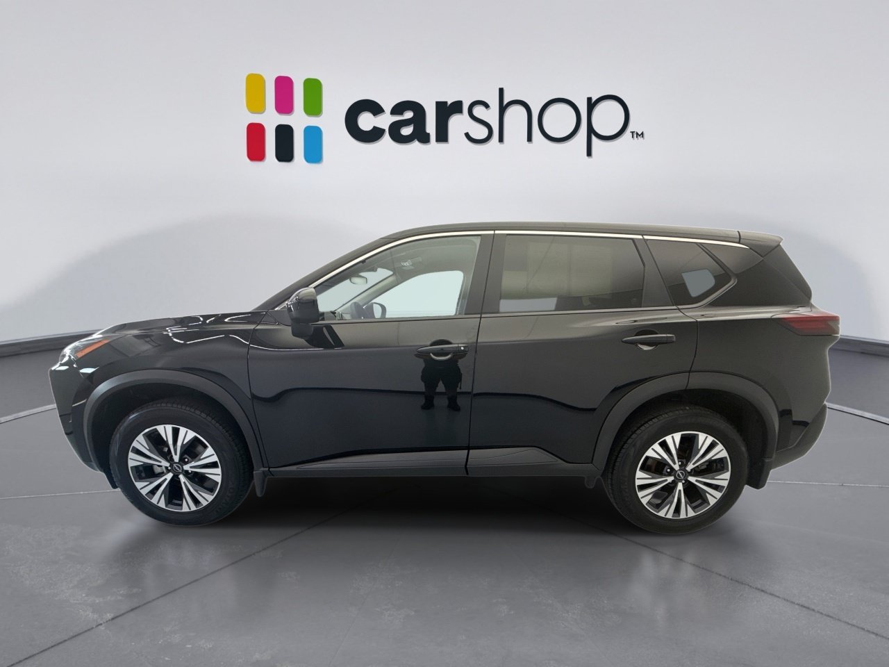 Used 2023 Nissan Rogue SV AWD/4WD image 2