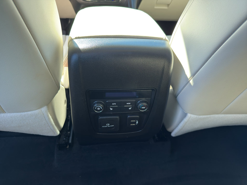 Used 2023 Buick Enclave Premium w/ Experience Buick Package AWD/4WD image 32