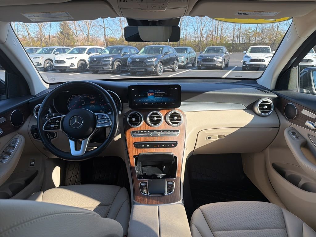 Used 2022 Mercedes-Benz GLC 300 4MATIC image 12