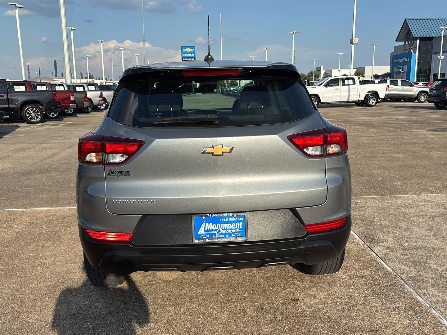 Used 2023 Chevrolet TrailBlazer LS FWD image 13
