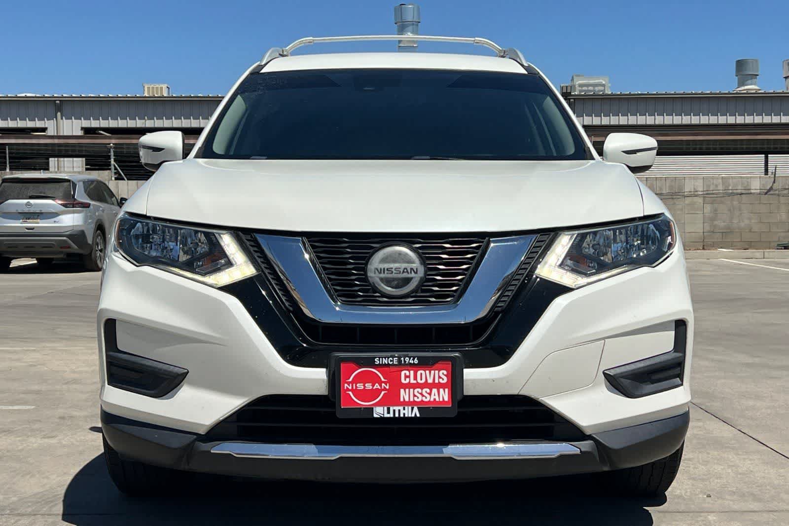 Used 2019 Nissan Rogue SV FWD image 11