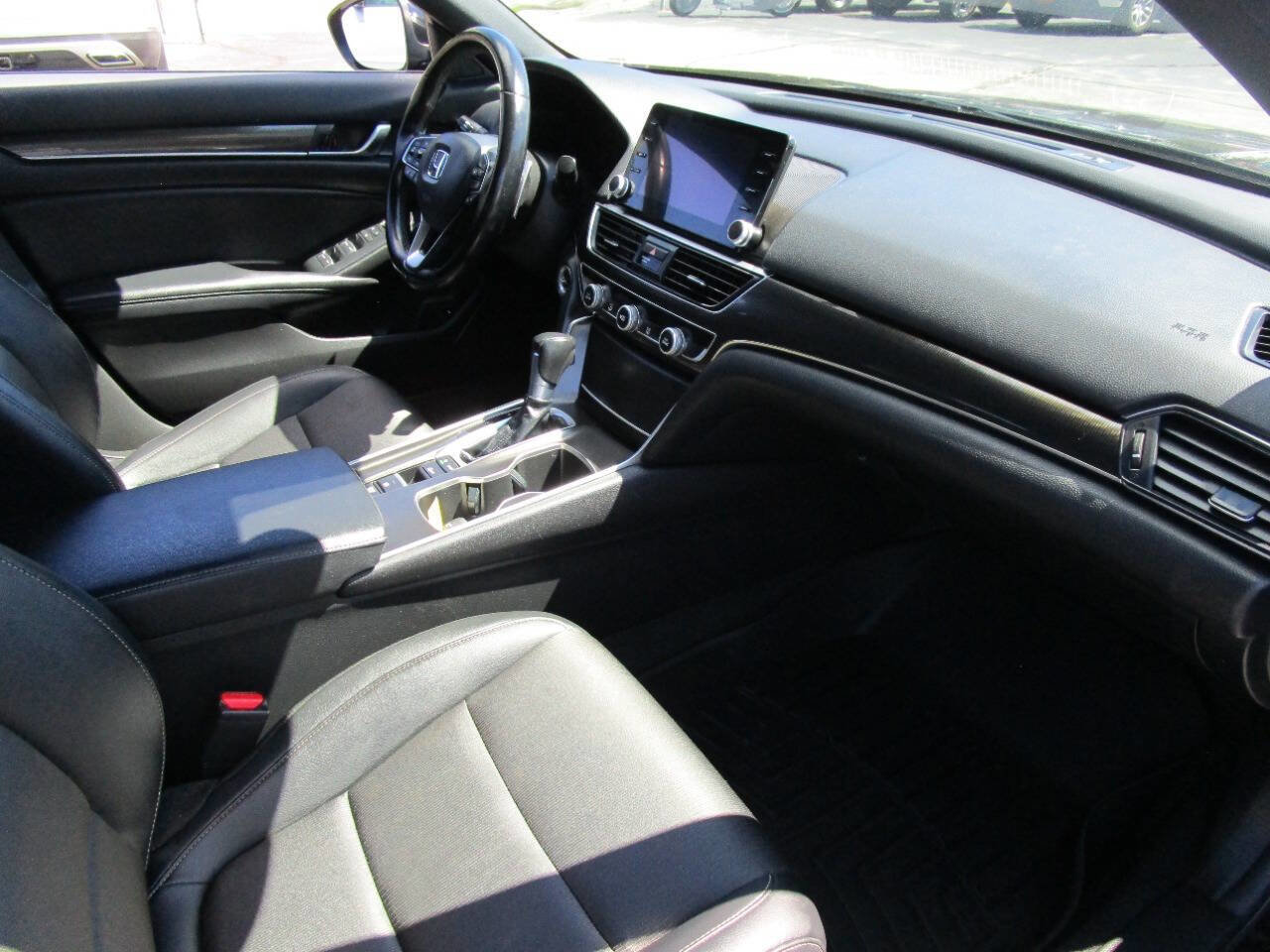 Used 2022 Honda Accord Sport image 13